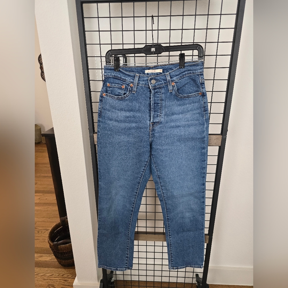 Levi's Wedgie Straight Jeans